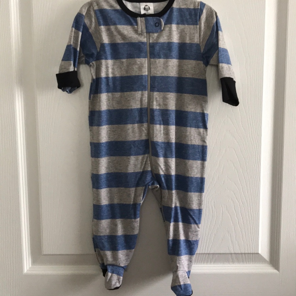 Gerber bodysuit Bundle - Picture 3 of 5